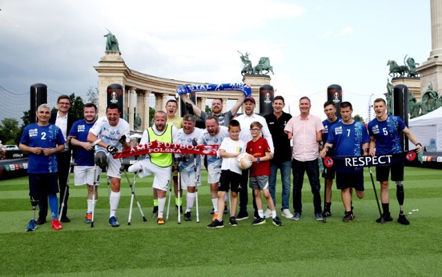 Stal Rzeszów Amp Futbol wygrała w Budapeszcie mecz z reprezentacją Węgier.