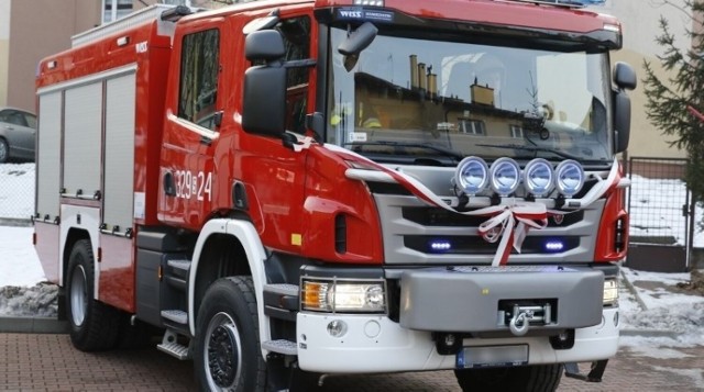 O podobną samochód ratowniczo-gaśniczy marki scania starają się strażacy z OSP Pyszącej