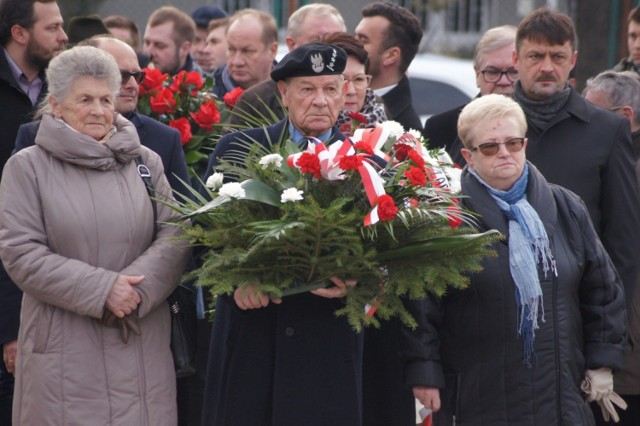 Dzień Pamięci Żołnierzy Wyklętych 2019 w Radomsku. Uroczystości pod pomnikiem KWP