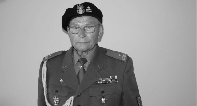 Major Franciszek Sołśnia miał 93 lata.