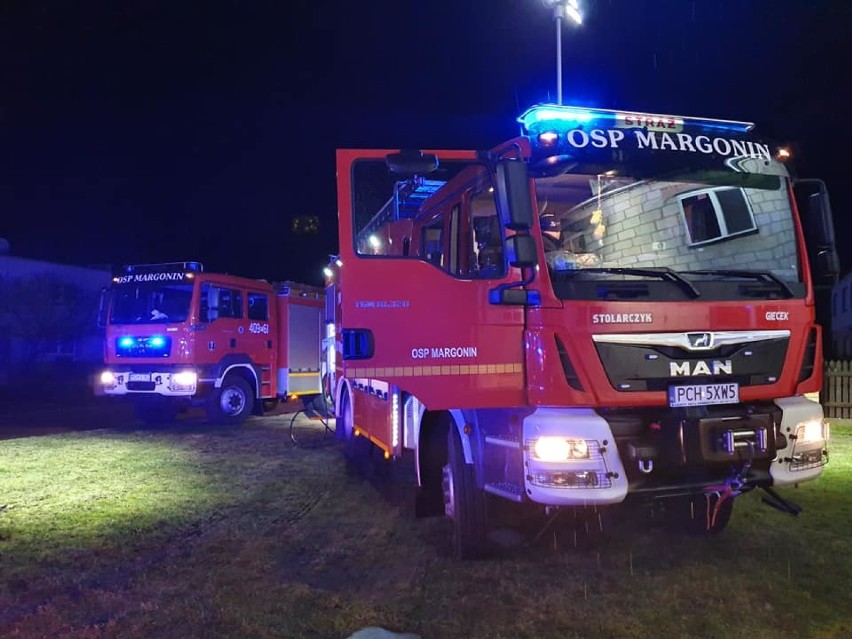 Niespokojna noc strażaków: pożar sadzy w Margoninie