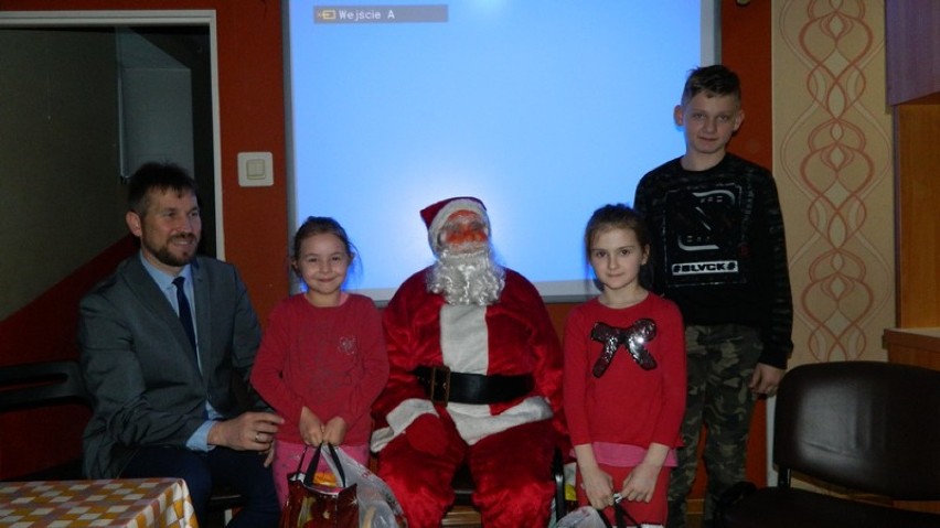 Święty Mikołaj odwiedził dzieci w świetlicy "Słoneczko"