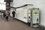 Pod marketem w Słupsku stanął automat, w którym można kupić jointy i wiele innych produktów z konopi