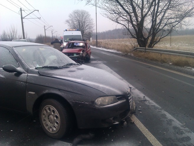 Oba auta zderzyły się ul. na Konstantynowskiej przy...