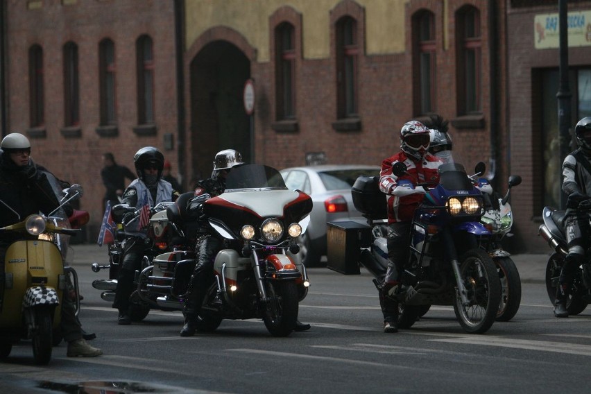 Parada motocyklowa w Rudzie Śląskiej 2013 [ZDJĘCIA+WIDEO] w ramach &quot;The Art Of Ride&quot;