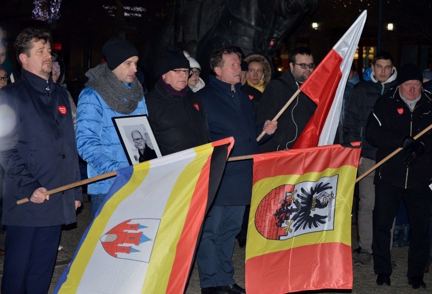 Malbork
Ulicami Malborka przeszedł marsz "Stop Nienawiści"...