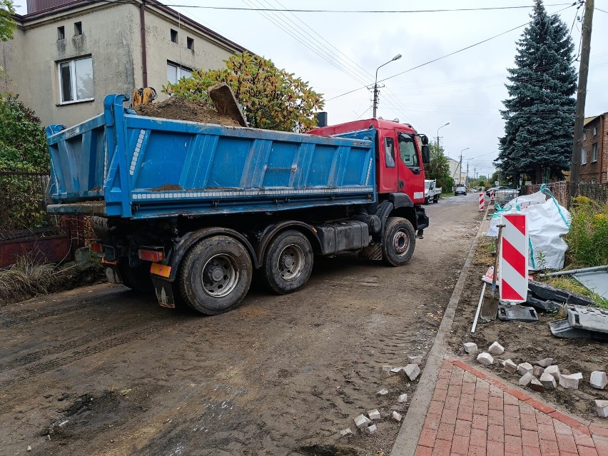 Trwa remont ulicy Pułaskiego w Radomsku. Jakie prace zaplanowano?