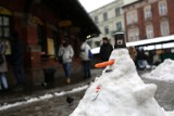 Atak zimy w Krakowie: śnieg i trudna sytuacja na drogach [ZDJĘCIA]               
