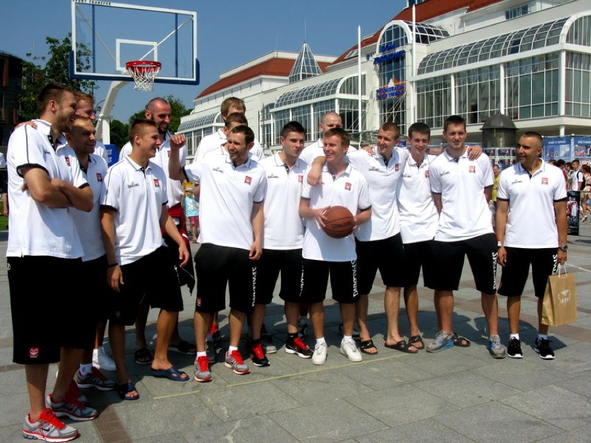 W Sopocie powitano polskich koszykarzy.