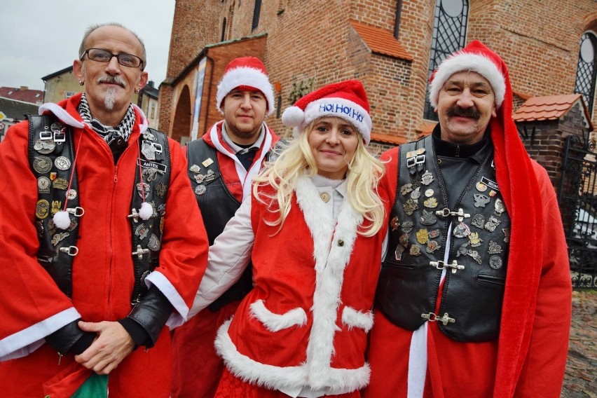 Motomikołaje w Sieradzu 2018. Na dzieci czekały słodycze i zabawa choinkowa (zdjęcia)