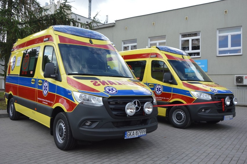 Powiatowe Centrum Zdrowia w Kartuzach zyskało dwa nowe ambulanse