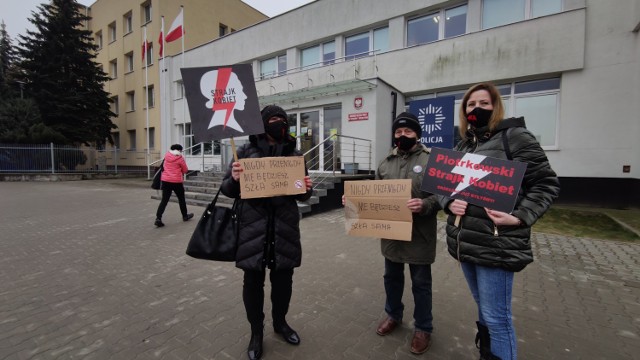 Policja przesłuchuje uczestników protestów Strajku Kobiet w Piotrkowie