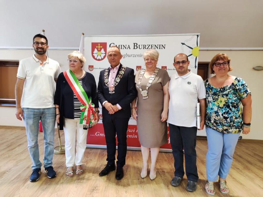 Włosi przybyli do Polski na zaproszenie wójta gminy Burzenin...
