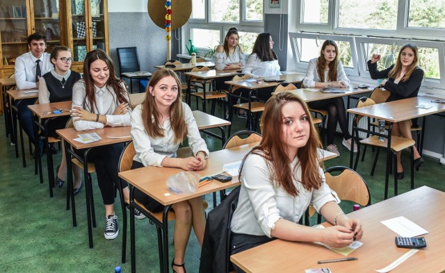 Po uwzględnieniu wyników egzaminu poprawkowego w województwie kujawsko-pomorskim maturę zdało w tym roku 86 proc.uczniów.