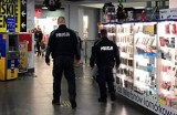 Policjanci z Goleniowa znów kontrolują sklepy. Mandaty za brak maseczek