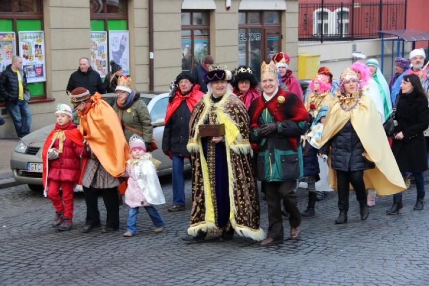 Orszak Trzech Króli w Tczewie: wspólne kolędowanie na ulicach miasta