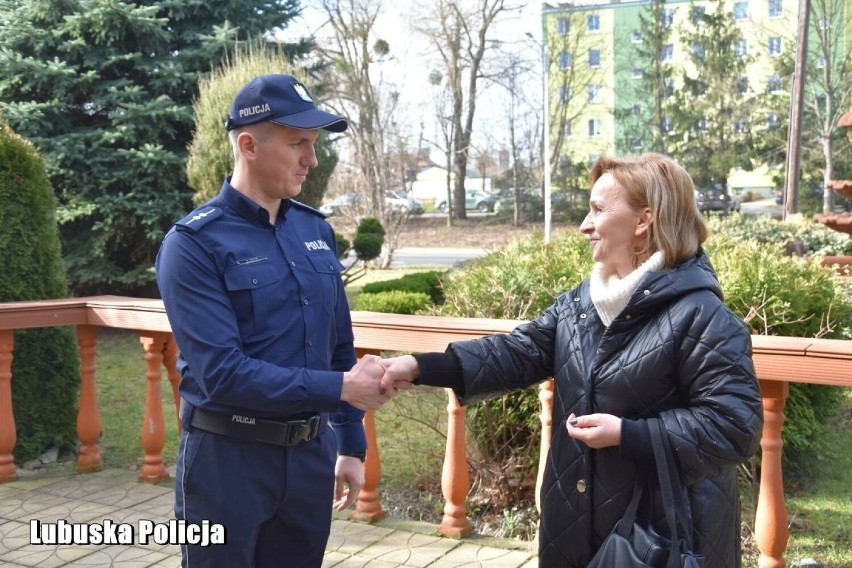 Policjanci z Żagania zapowiadają wizyty na każdym spotkaniu...