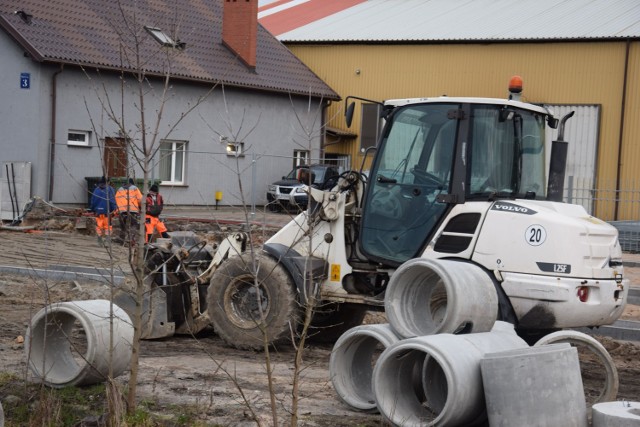 Roboty wzdłuż ulicy Kolejowej