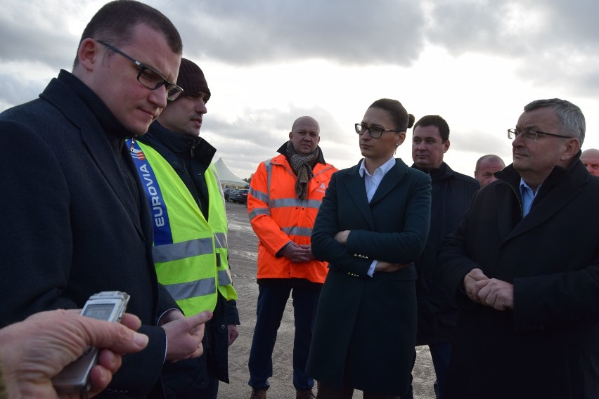 Minister na budowie obwodnicy Szczecinka. Będzie łącznik do DK20 [zdjęcia]