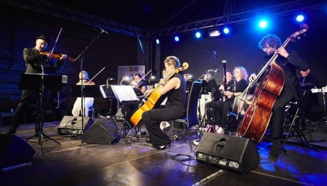 Podczas koncertu z okazji Dnia Matki w Bełchatowie wystąpi Grohman Orchestra i Jacek Kotlarski