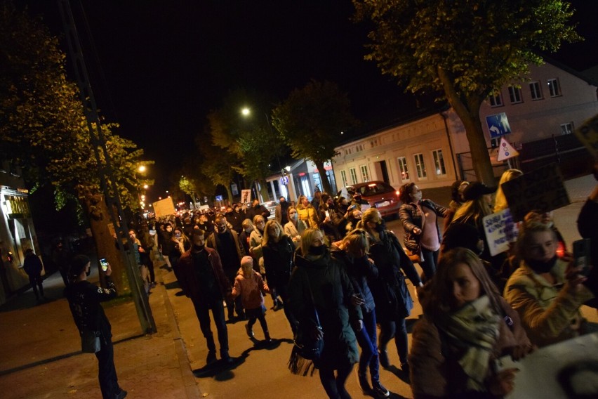 Ogólnopolski strajk kobiet w Zduńskiej Woli. Tak protestowały przed rokiem 