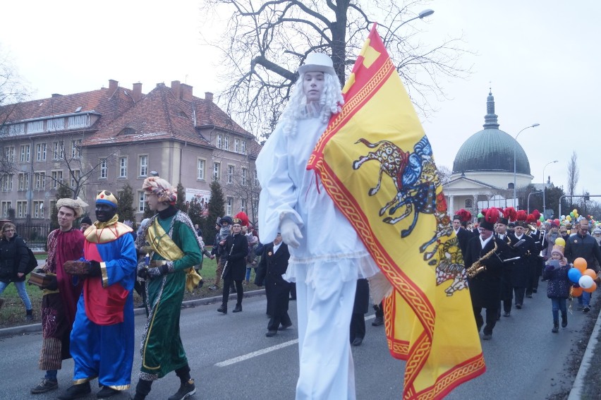 Orszak Trzech Króli przeszedł ulicami Inowrocławia [zdjęcia] 