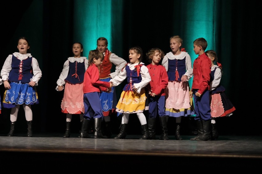 "Młody Toruń" nowe stroje zaprezentował podczas koncertu w...