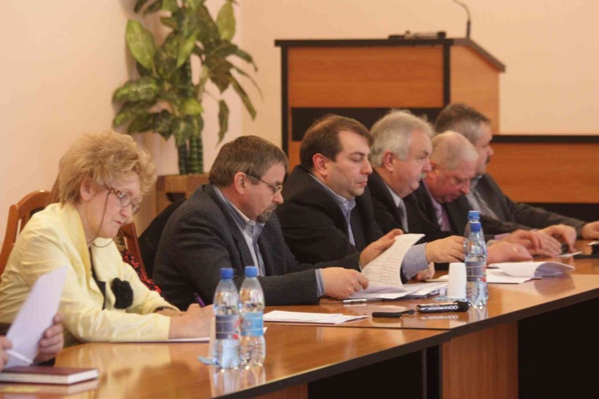 Sesja Rady Powiatu Zawiercie 6 02 2014