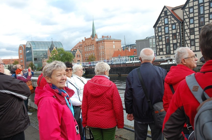 Seniorzy ze Zduńskiej Woli odwiedzili piękną Bydgoszcz