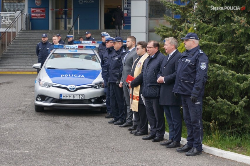 Hybrydowe radiowozy już na śląskich drogach