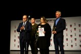 Festiwal Filmowy w Dębicy zakończony. Bohaterów uhonorowano statuetkami [ZDJĘCIA, WIDEO]