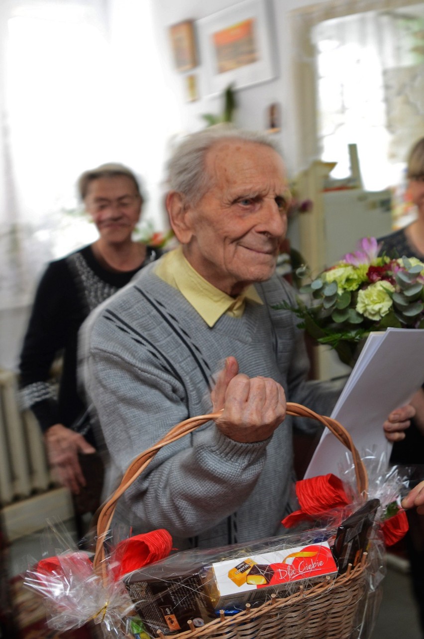 Wiele zdrowia i radości życzymy pani Apolonii  (96 lat) i...