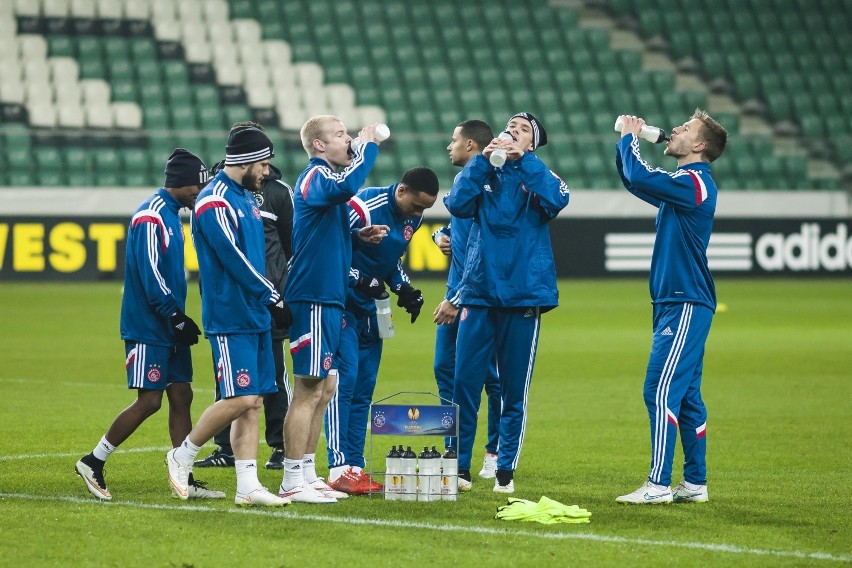 Mecz Legia-Ajax. Tak rywale Wojskowych przygotowywali się do...