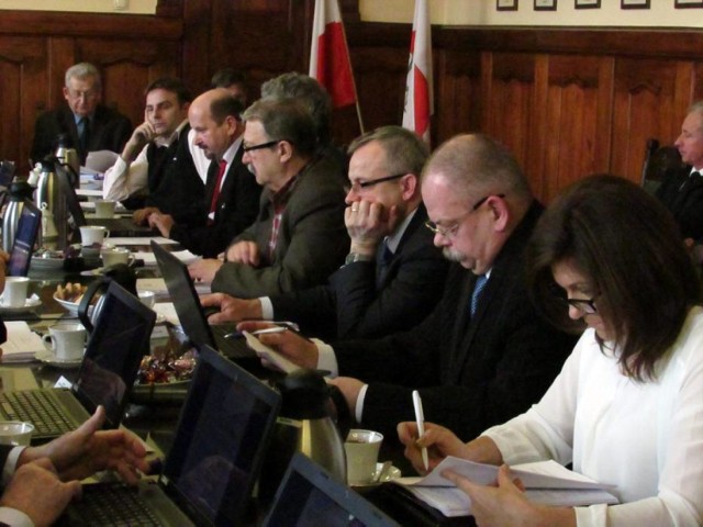 Rada miejska we Wrześni: Nie dla wypowiedzi mieszkańców