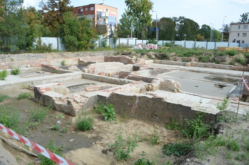 Na budowie koło Kauflandu odkryli fundamenty pięciu budynków