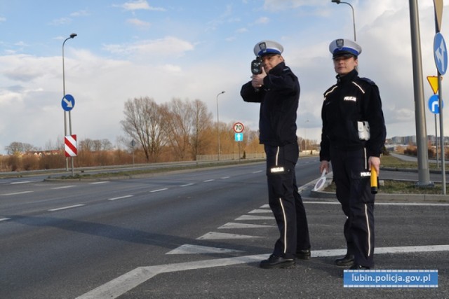 Noga z gazu! Trwają kontrole na drogach