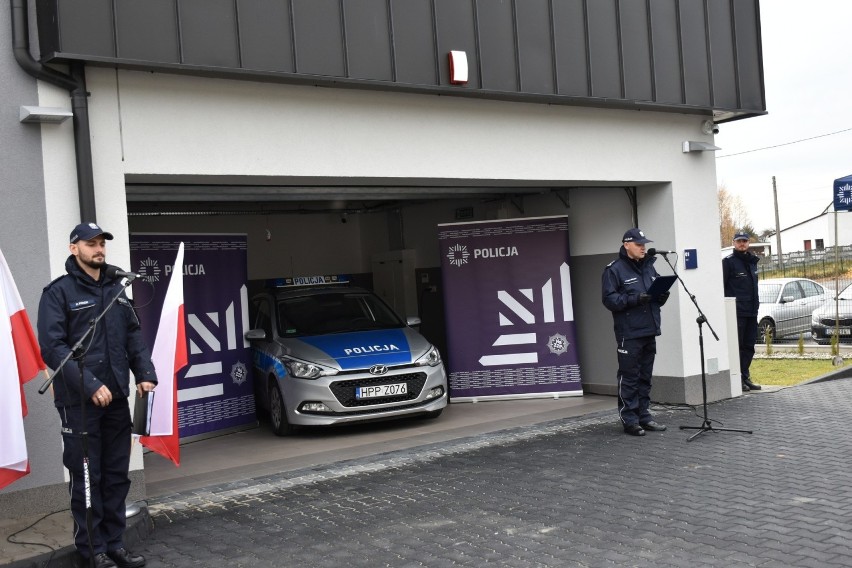 Uroczyste otwarcie posterunku policji w Kroczycach.