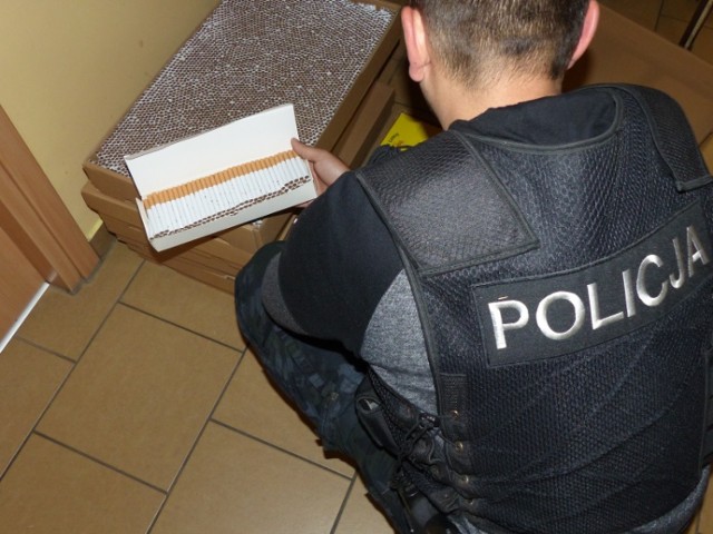 Policja w Kaliszu przejęła tysiące nielegalnych papierosów