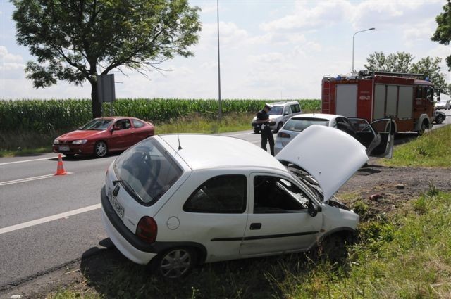 Wypadek na obwodnicy Kościana - jedna osoba trafiła do...