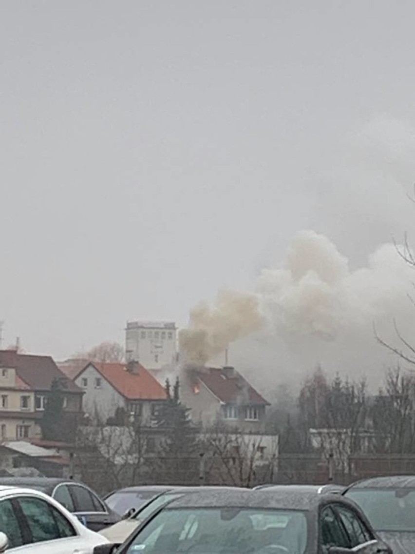 Pożar domu jednorodzinnego przy ul. Wierzbowej w Szczecinie