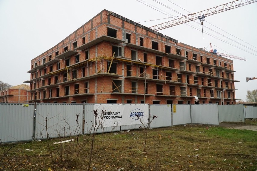 Od wyburzenia pierwszych baraków przy ul. Opolskiej minęło...