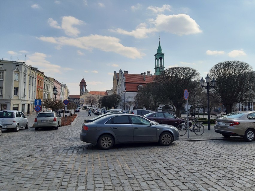 Parking na rynku w Kluczborku