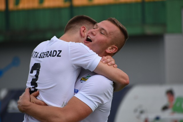 Warta - Łomża 2:0! Kibice na stadionie wreszcie mieli okazję do radości!