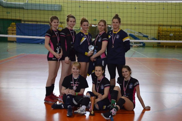 Oto brązowe medalistki VOLLEYligi i finalistki Pucharu Ligi - GLKS Siatkarz Drużbice