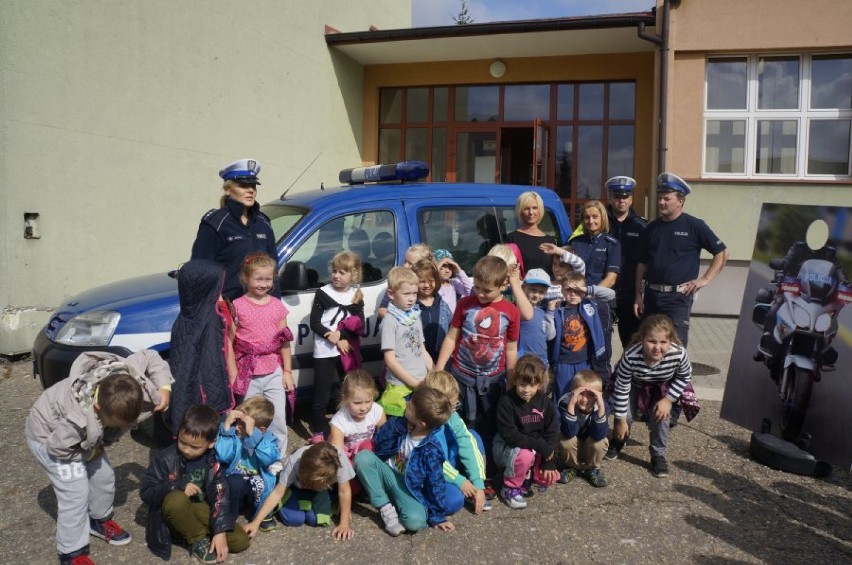 Piekary Śląskie: Spotkanie uczniów z policjantami [zdjęcia]