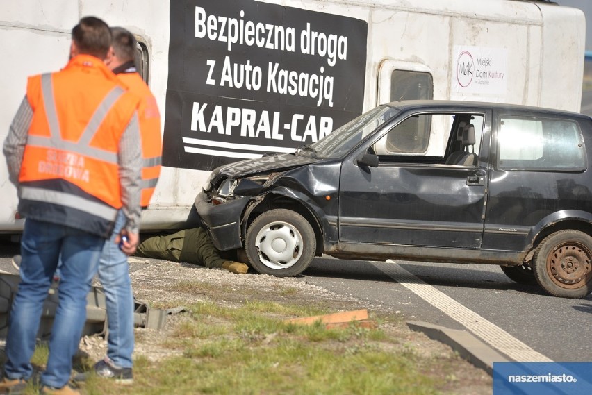 Wypadek autokaru na autostradzie A1. Ćwiczenia służb ratowniczych województwa kujawsko-pomorskiego [zdjęcia - część II]