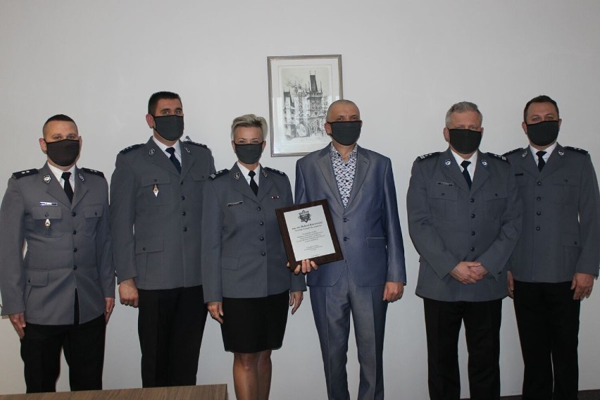 Robert Korowicki nie jest już naczelnikiem Wydziału Kryminalnego Komendy Powiatowej Policji w Lipnie. Przeszedł na emeryturę [zdjęcia]