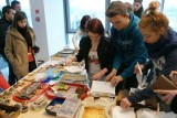 Poznań: Studenci AWF-u... upiekli ciasta, aby pomóc najmłodszym [ZDJĘCIA]