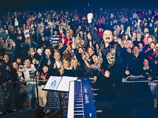 Bobby Kimball (na zdj.) i Ian Cussick wystąpią w duecie przed opolską publicznością w poniedziałek (31 X) w Teatrze im. Jana Kochanowskiego (godz. 19). Supportem dla nich będzie Ally the Fiddle.