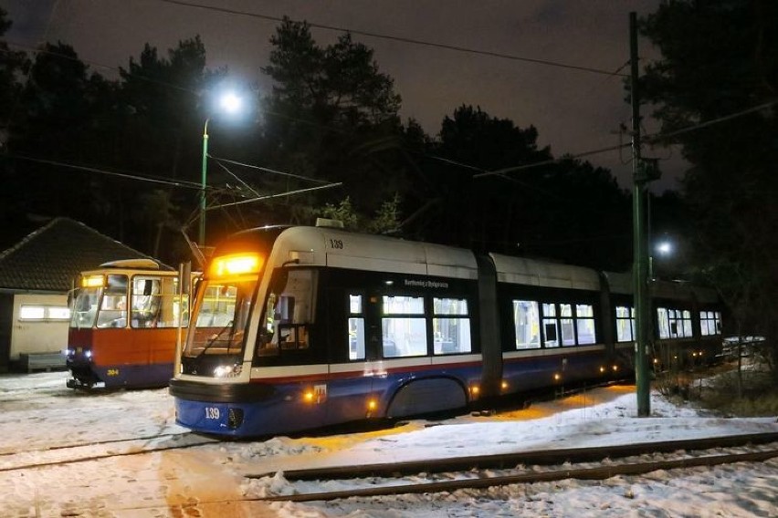Obecnie do pętli Las Gdański docierają trzy linie tramwajowe...